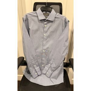Denver Hayes Classic Fit button down shirt (size M) in EUC